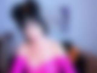 Live cam show with SilviaWallec - Petite MILF on Camming Site