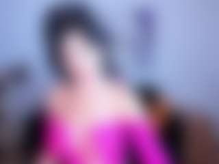 Live cam show with SilviaWallec - Brown Hair MILF on StripNow