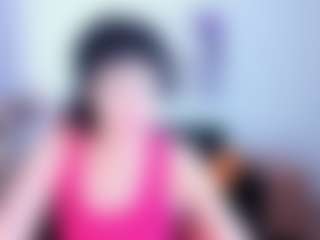 Live cam show with SilviaWallec - Petite MILF on Camsoda