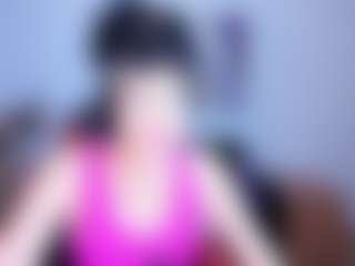 Live cam show with SilviaWallec - Granny Big Tits on Camsoda
