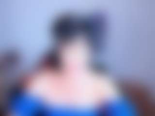 Live cam show with SilviaWallec - Bedroom MILF on Camsoda