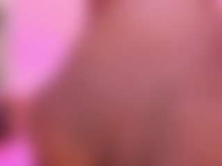 Live cam show with Rebeka spencer - Dildo Or Vibrator on CamClone