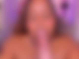 Live cam show with Rebeka spencer - Nipple Piercings on StripNow