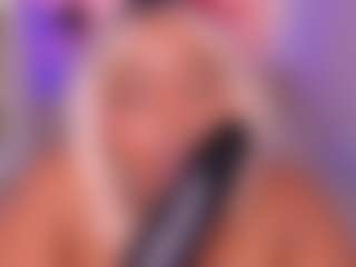 Live cam show with Rebeka spencer - Role Play on SquirtSoMuch