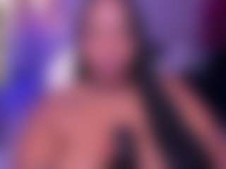 Live cam show with Rebeka spencer - Bitch on Camsoda