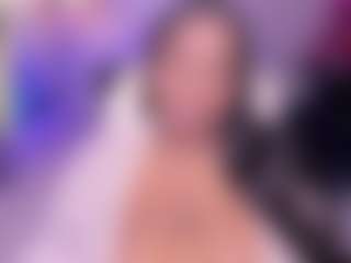 Live cam show with Rebeka spencer - Ebony Squirt on Latina Girls