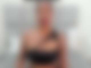 Abril-Taylorr's Live Sex Cam Show