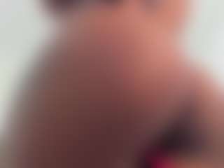 Abril-Taylorr's Live Sex Cam Show