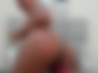 Abril-Taylorr's Live Sex Cam Show