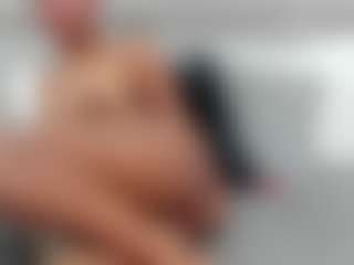 Abril-Taylorr's Live Sex Cam Show