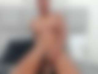 Abril-Taylorr's Live Sex Cam Show
