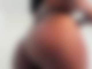 Abril-Taylorr's Live Sex Cam Show