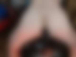 Live cam show with drieghedimi - Bedroom on Ass Tok