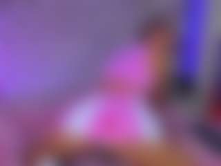 Live cam show with hari - Ebony on CamwithHer | colombia