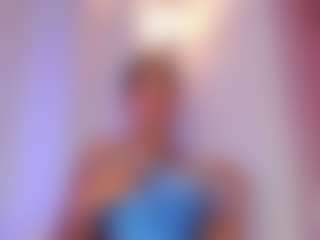 Live cam show with hari - Ebony Petite on Dare Cams