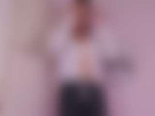 Live cam show with hari - Ebony on Camsoda | colombia