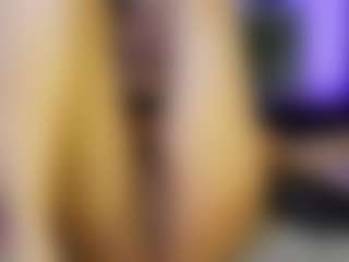 Live cam show with Lilly_y - Bedroom on Sex Cam Show