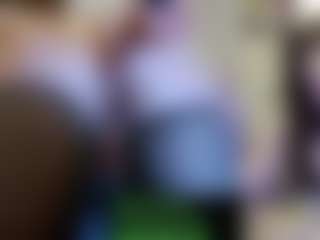 Live cam show with Heavenia - Cbt on chickslive.net