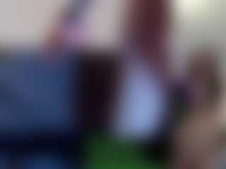 Live cam show with Heavenia - Pale on CamwithHer