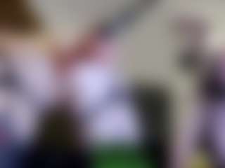 Live cam show with Heavenia - Skinny on Chatstar