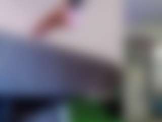 Live cam show with Heavenia - Cute on Milfs Live