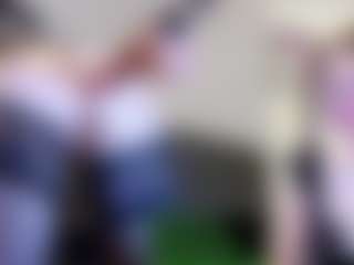 Live cam show with Heavenia - Butt Plug on Camiplay Live
