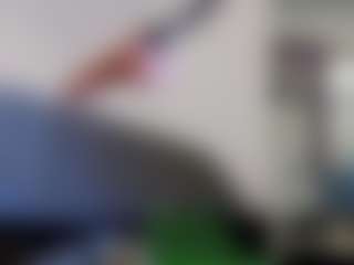 Live cam show with Heavenia - Skinny on Camiplay Live