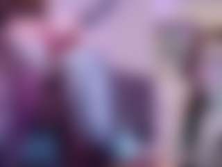 Live cam show with Heavenia - Erotic Dance on TeamSkeetLive