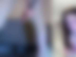 Live cam show with Heavenia - Bedroom on Milfs Live