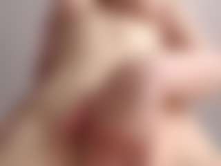 Live cam show with cataleaa - Shaved Pussy on Camsoda
