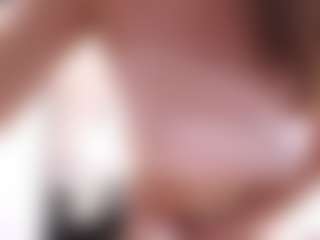 Live cam show with cataleaa - Foot Fetish Blonde Hair on eurowanks.com
