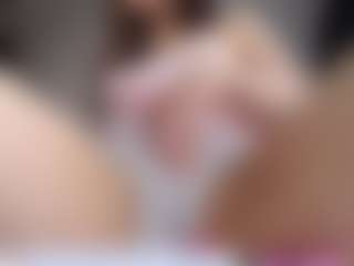 Live cam show with cataleaa - Petite Teen (18+) on Camsoda