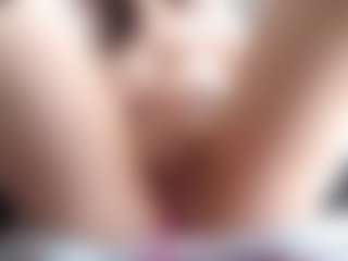 Live cam show with cataleaa - Petite on Camiplay Live