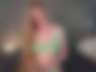 Live cam show with CharlotteDoe - Red Hair on nudelive.tv