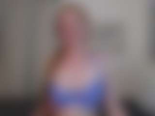 Live cam show with CharlotteDoe - Big Ass on Mixed Magazine Live