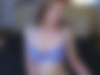 Live cam show with CharlotteDoe - Pantyoff on CamwithHer