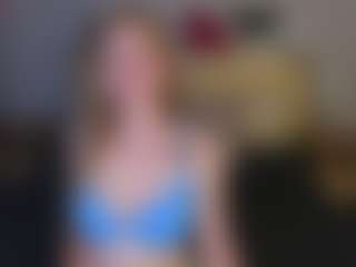 Live cam show with CharlotteDoe - Dildo on Chatstar