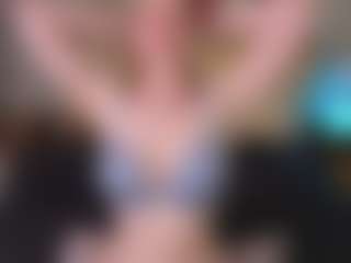 Live cam show with CharlotteDoe - Spank Latina on Chatstar