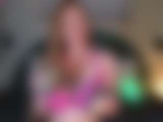 Live cam show with CharlotteDoe - Cute on liverealitysex.com