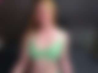 Live cam show with CharlotteDoe - Solo on intimatelivegirls.com