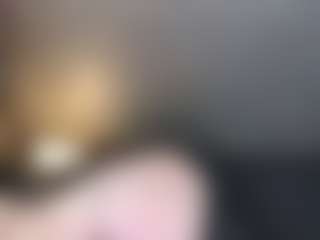 Live cam show with CharlotteDoe - Big Tits MILF on Camsoda