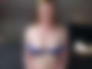 Live cam show with CharlotteDoe - Petite on madthumbs