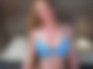 CharlotteDoe MILF webcam performer live streaming