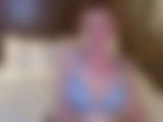 Show live cam dengan CharlotteDoe - Red Hair Cum di Camsoda