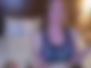Live cam show with CharlotteDoe - Toys MILF on boobsie.com