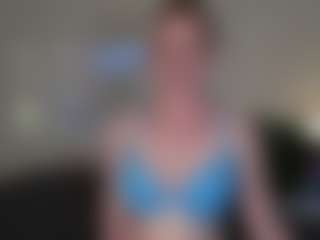Live cam show with CharlotteDoe - Grey Eyes on Camsoda