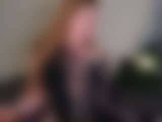 CharlotteDoe MILF webcam performer live streaming