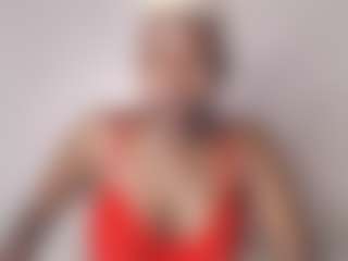 Live cam show with Eurobody - Young Adult on hotwifechat.live