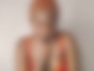 Live cam show with Eurobody - Black Small Tits on SinfulBabes