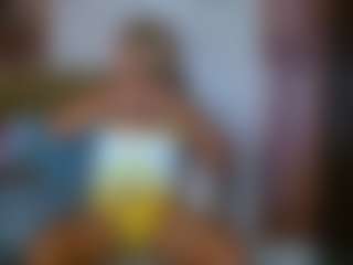 Live cam show with ELECTRAPEIN - Average on Camsoda